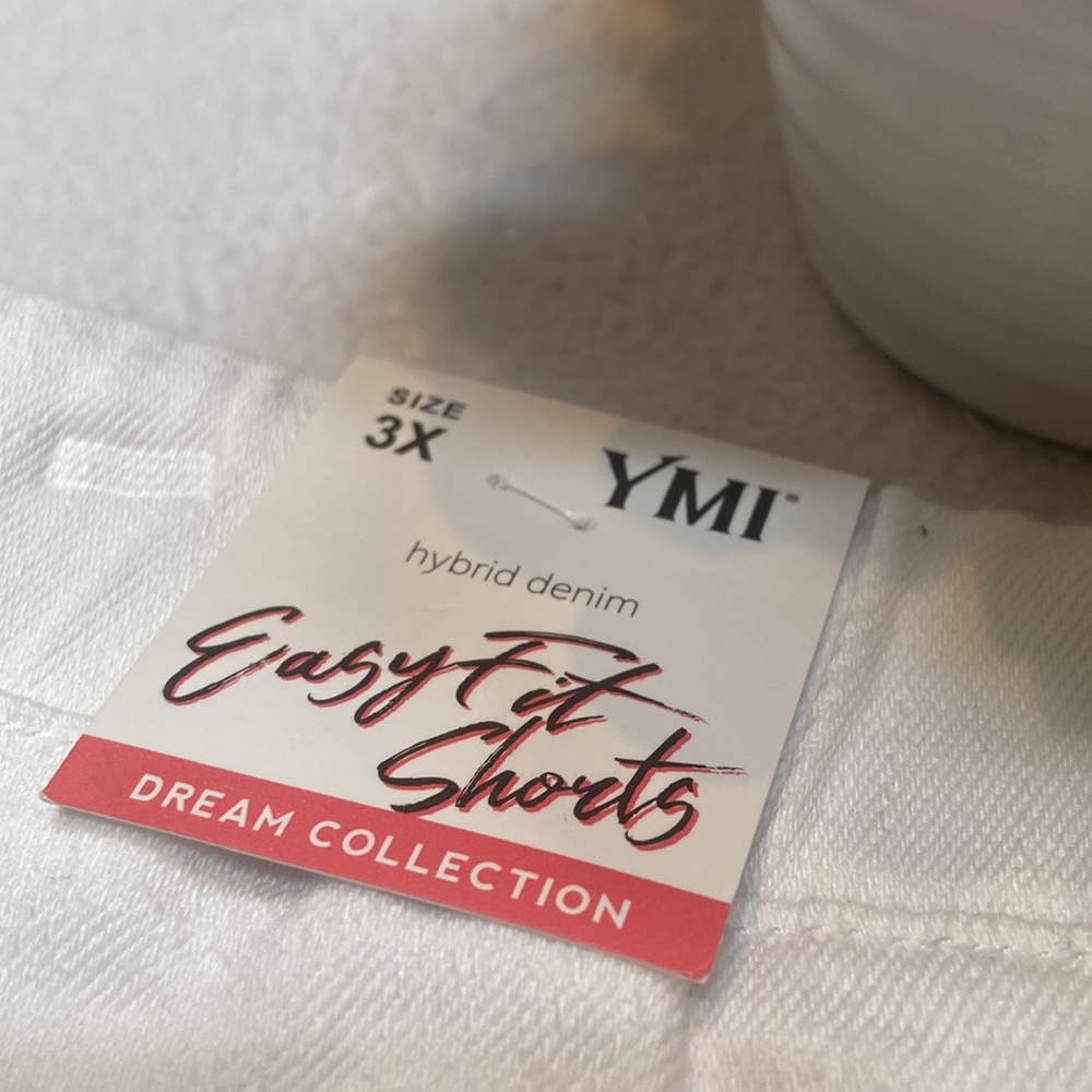 YMI Dream Collection Size 3X Easy Fit White Shorts NWT - Picture 10 of 10